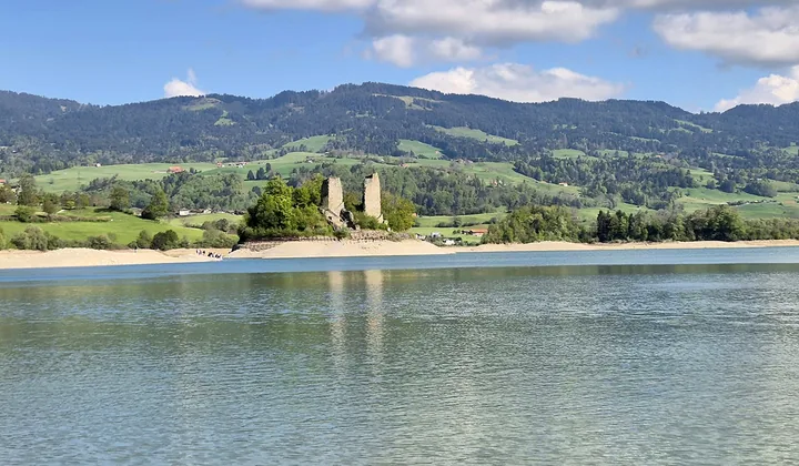 L’île d’Ogoz et son paysage naturel