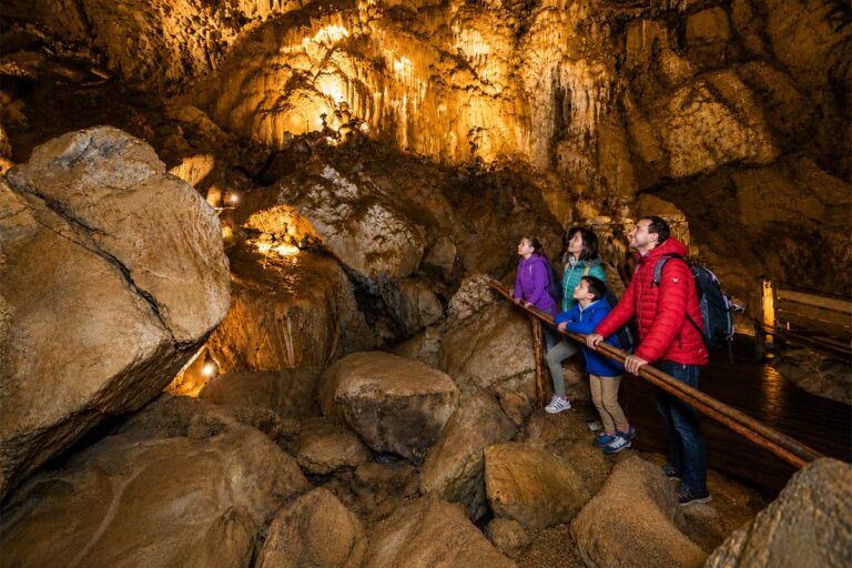 Grottes de Vallorbe