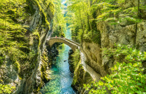 Gorges de l’Areuse : la randonnée entre roches et torrents Gorges de l’Areuse