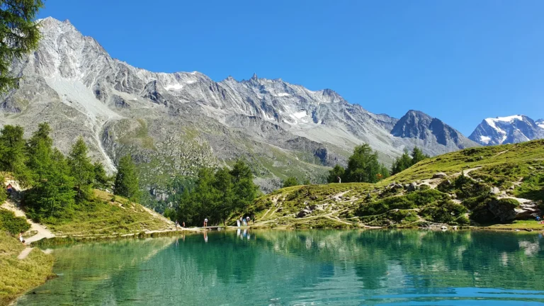Lac Bleu d’Arolla : randonnée, accès et conseils